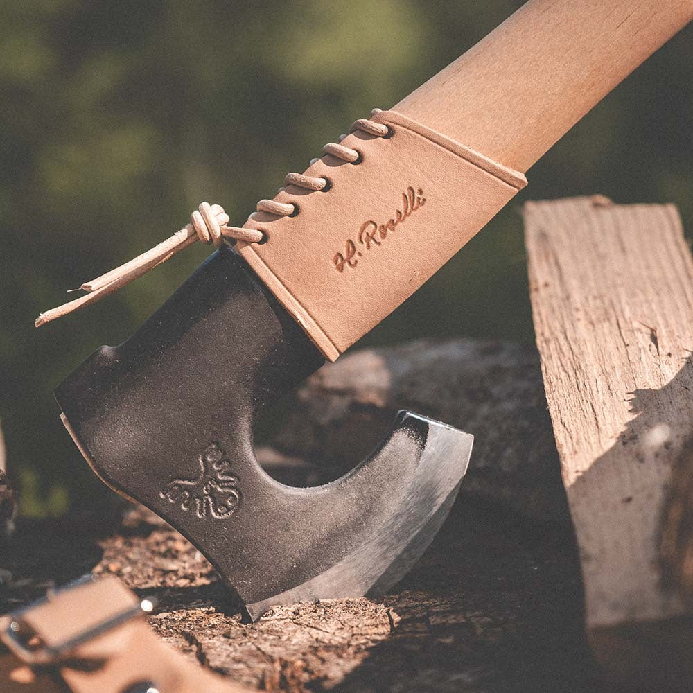 Roselli's Finnish handmade Overstrike Guard for protecting the axe. Made out of light vegetable leather.